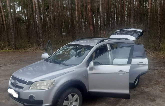 Chevrolet Captiva cena 16900 przebieg: 287000, rok produkcji 2006 z Borne Sulinowo małe 121